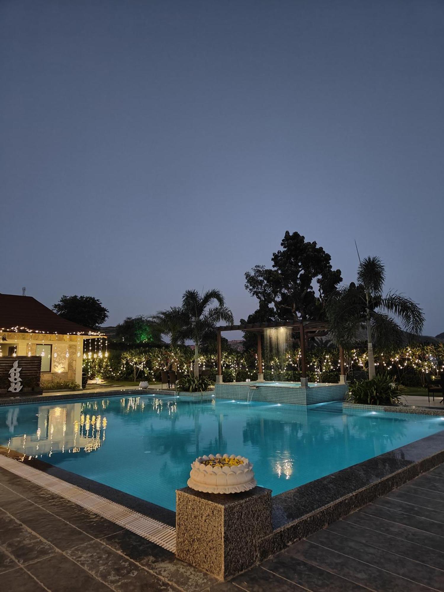 Sarasiruham Resort - Private Pool Villa In Удайпур Екстер'єр фото